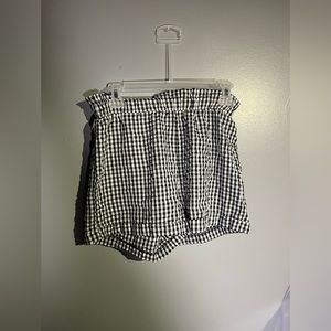 Kendall and Kylie | Checkered Shorts | Size S
